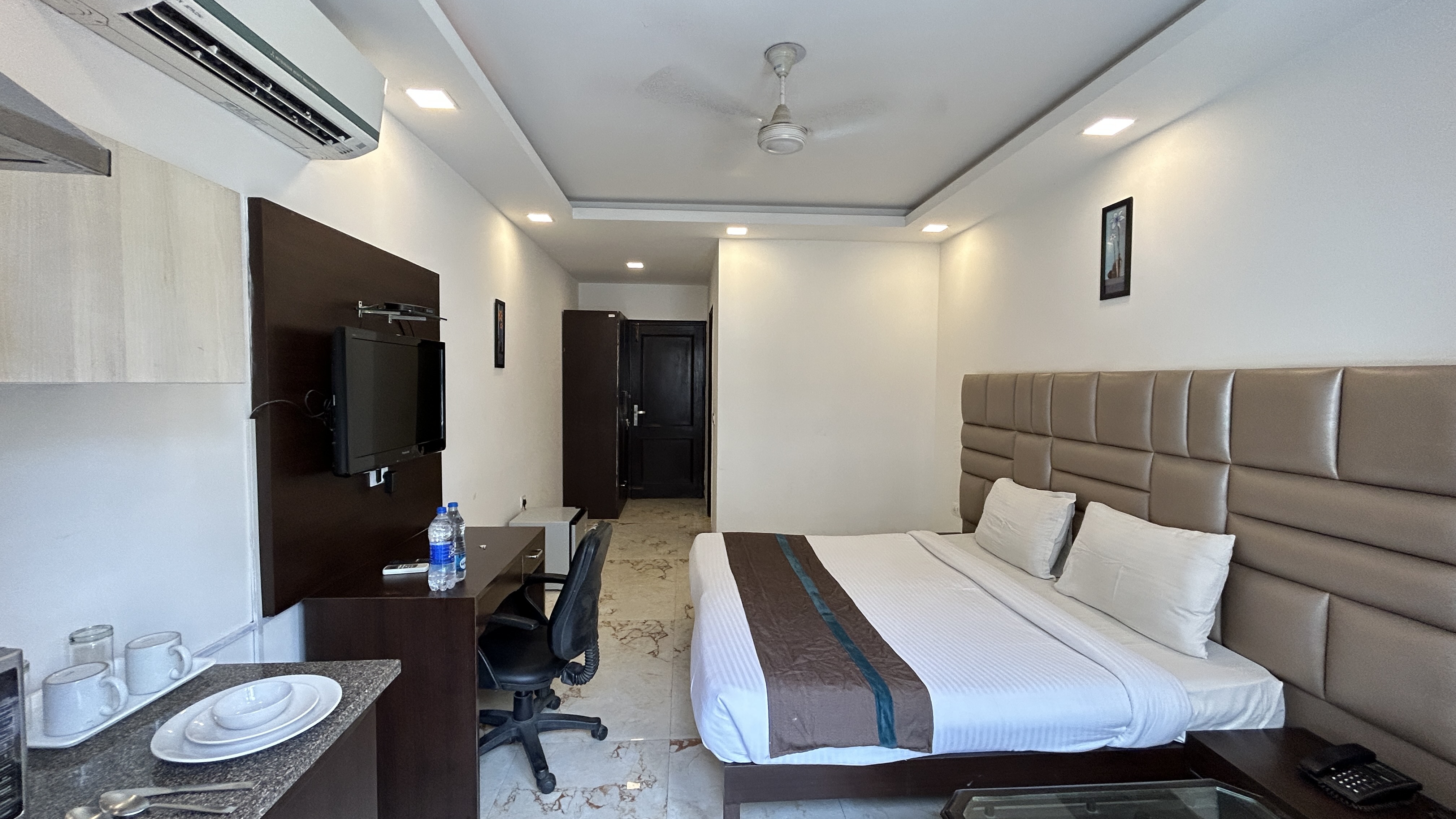 Park Stylish Studio, DLF, Cyber City, Sector 25, Gurgaon 2
