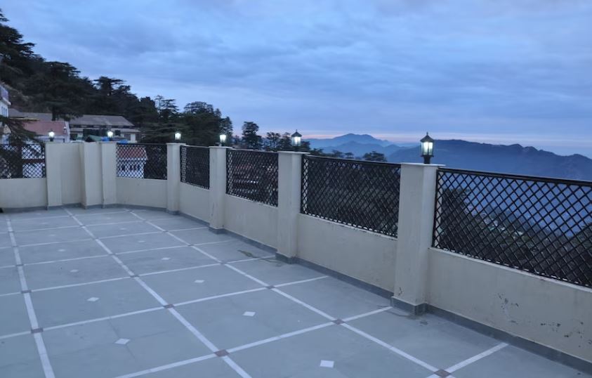 Hotel Cosmos - The Mall Road Shimla, Shimla 5
