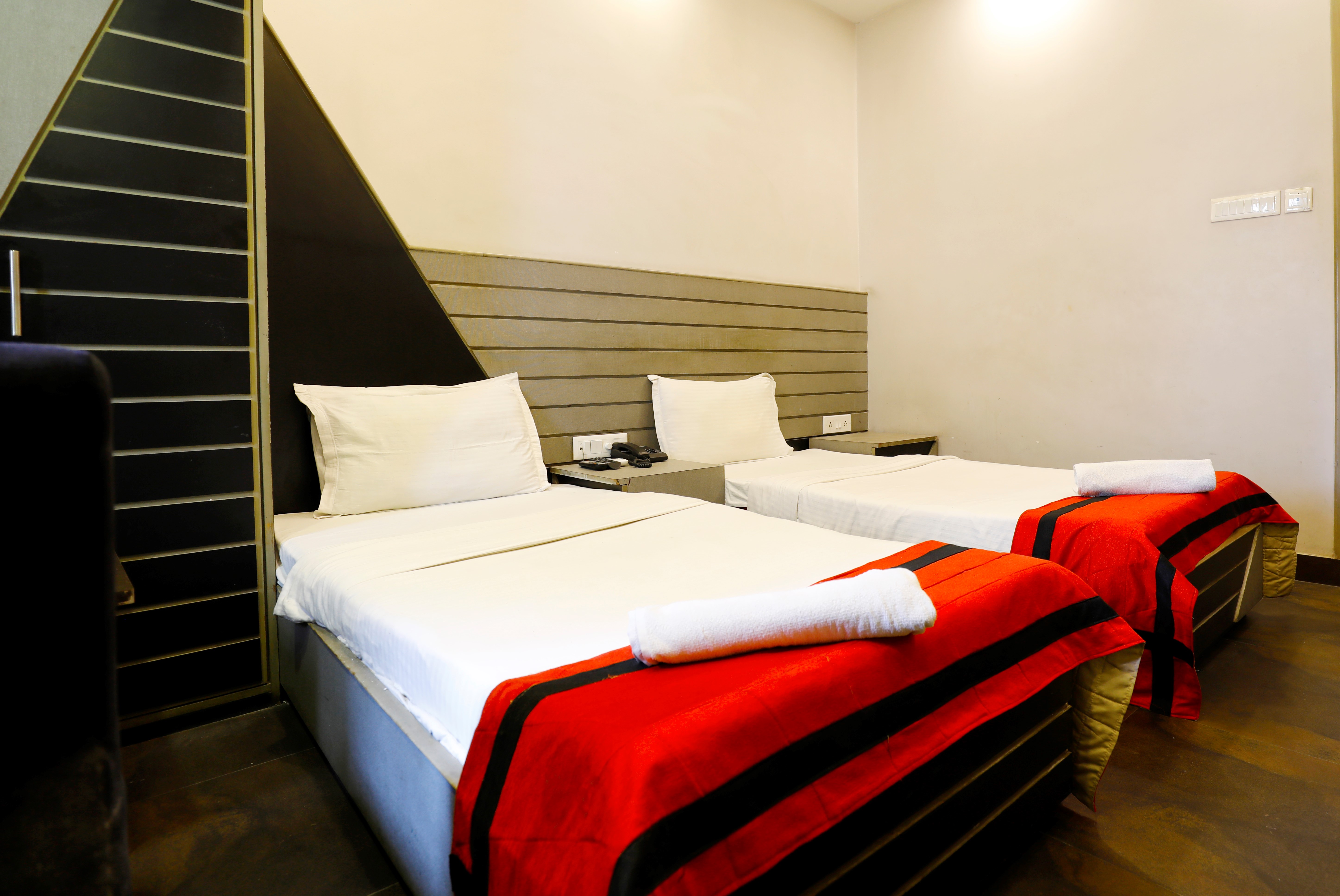 Hotel Trimoorti, Kolkata 2