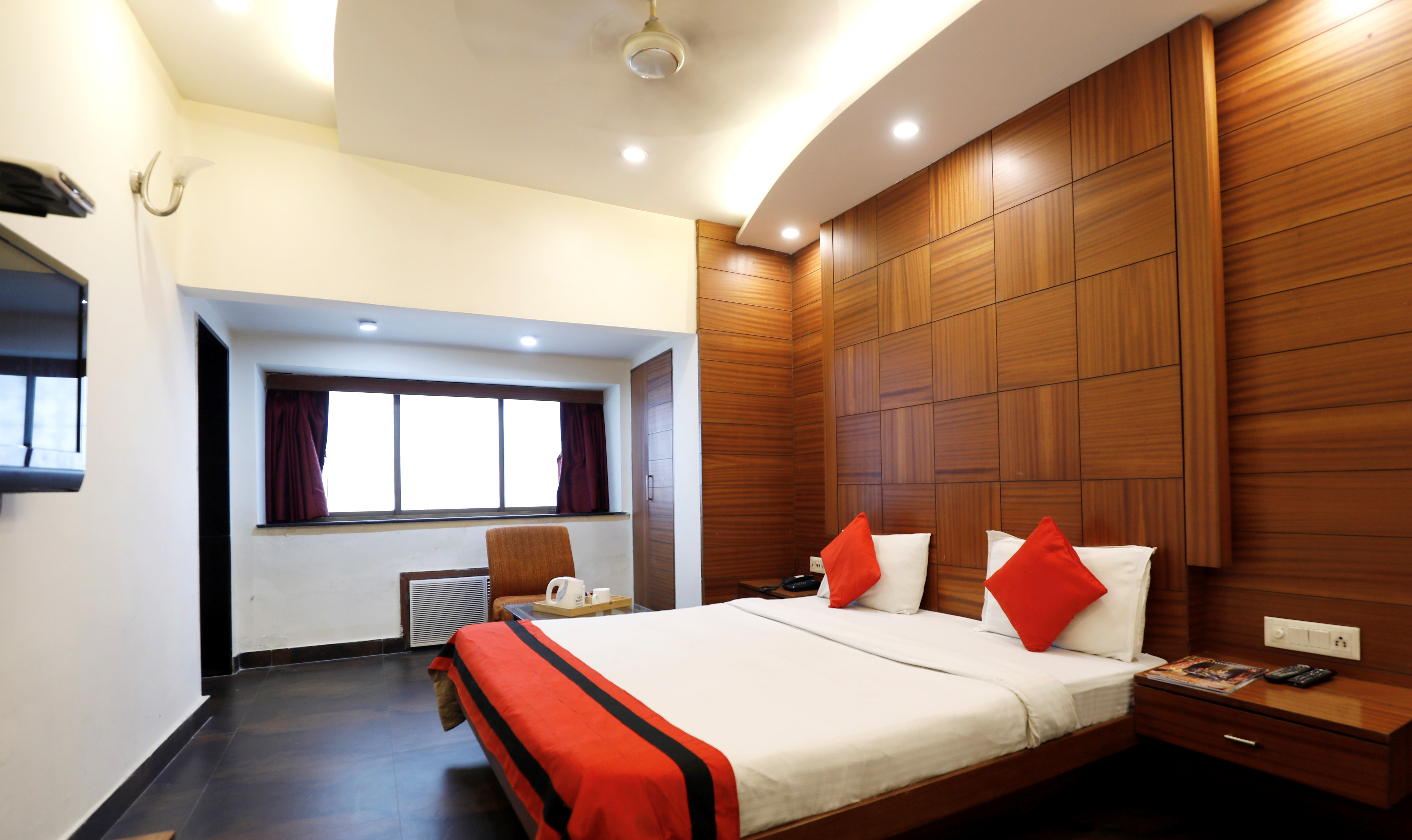 Hotel Trimoorti, Kolkata 4