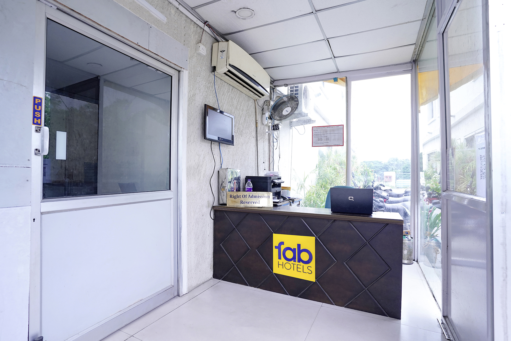 FabHotel The Banyan, Chennai 4