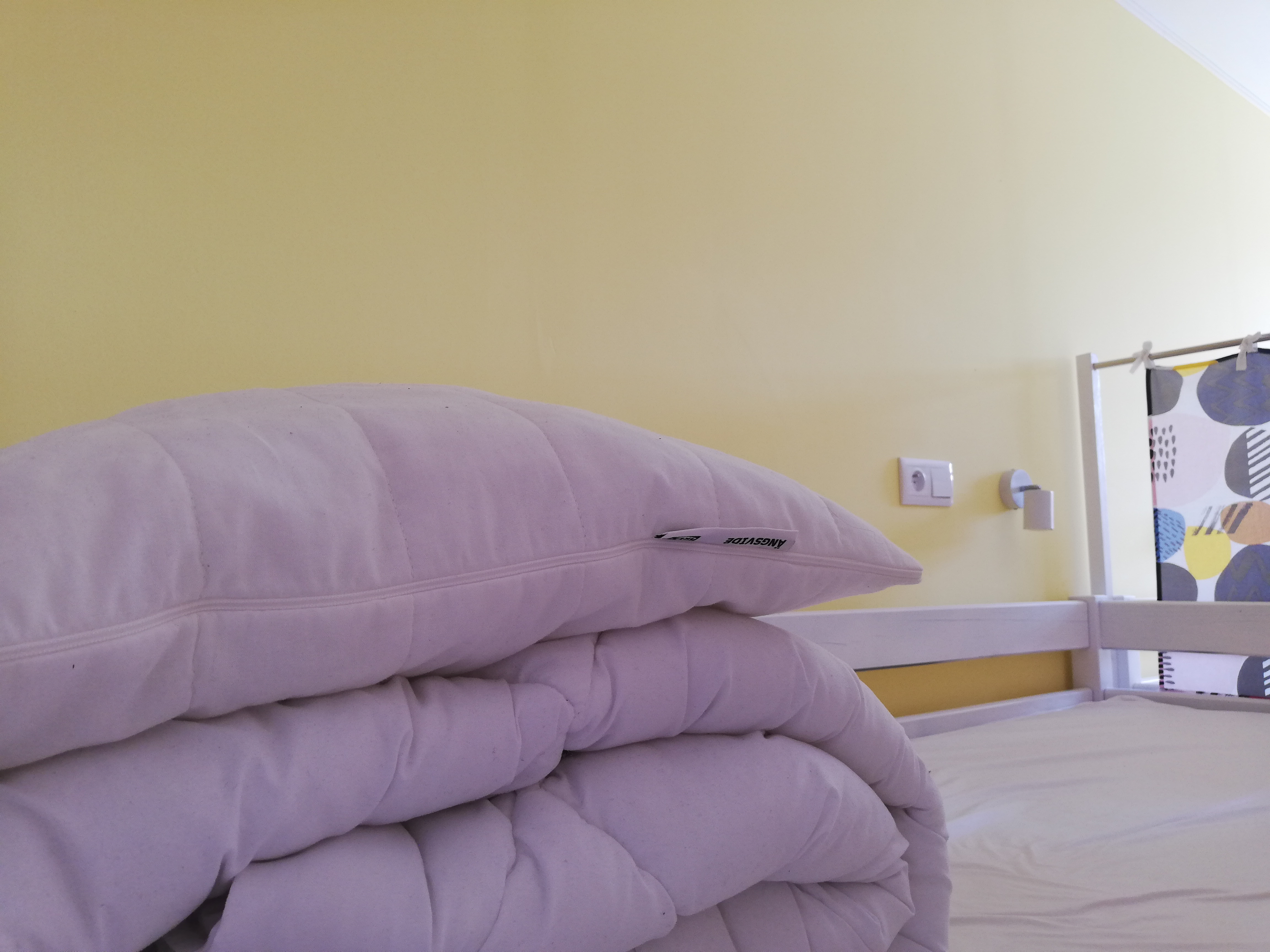 Bed in 10-Bed Mixed Dormitory Room with shared bathroom #10
