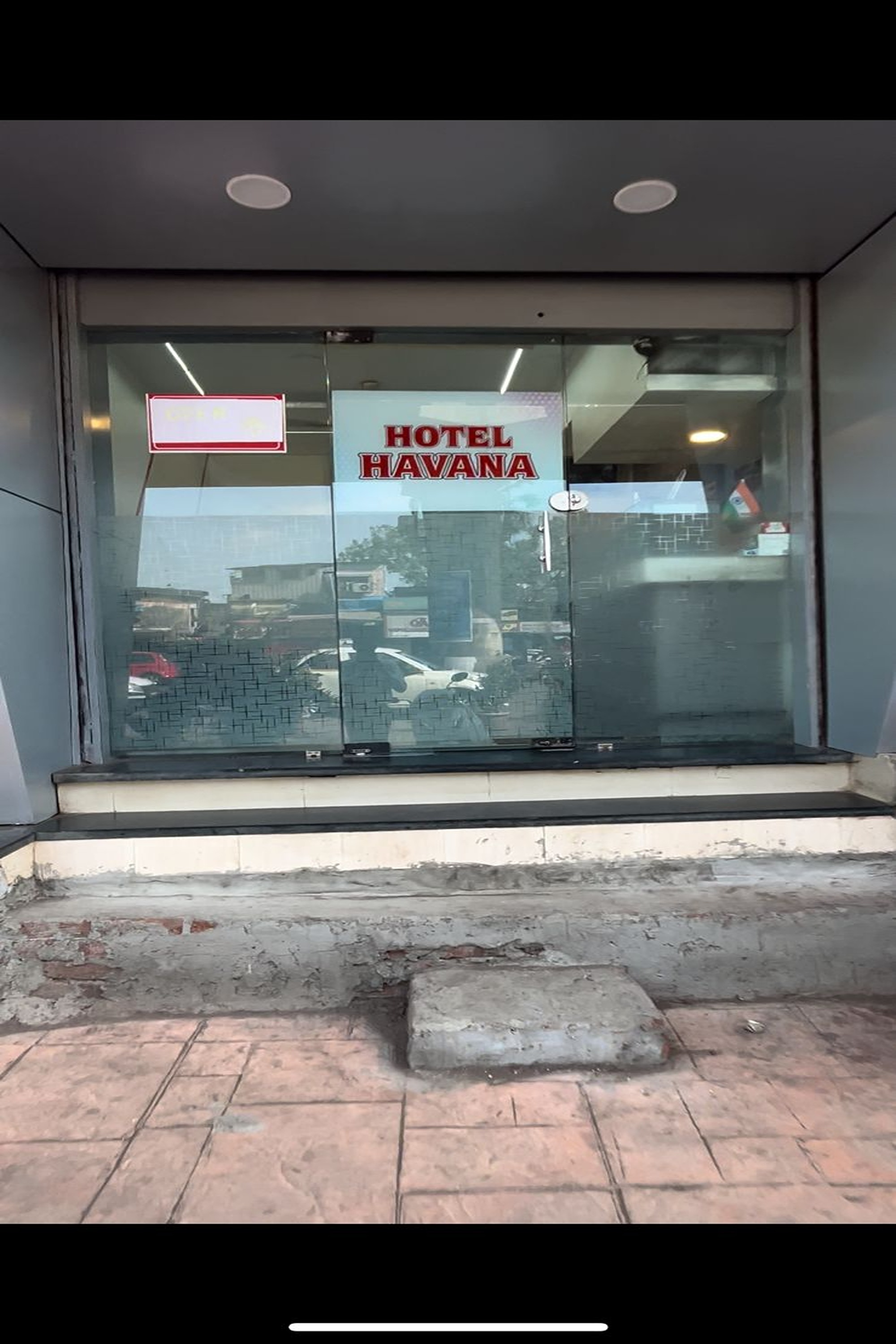 Hotel Havana, Mumbai 1