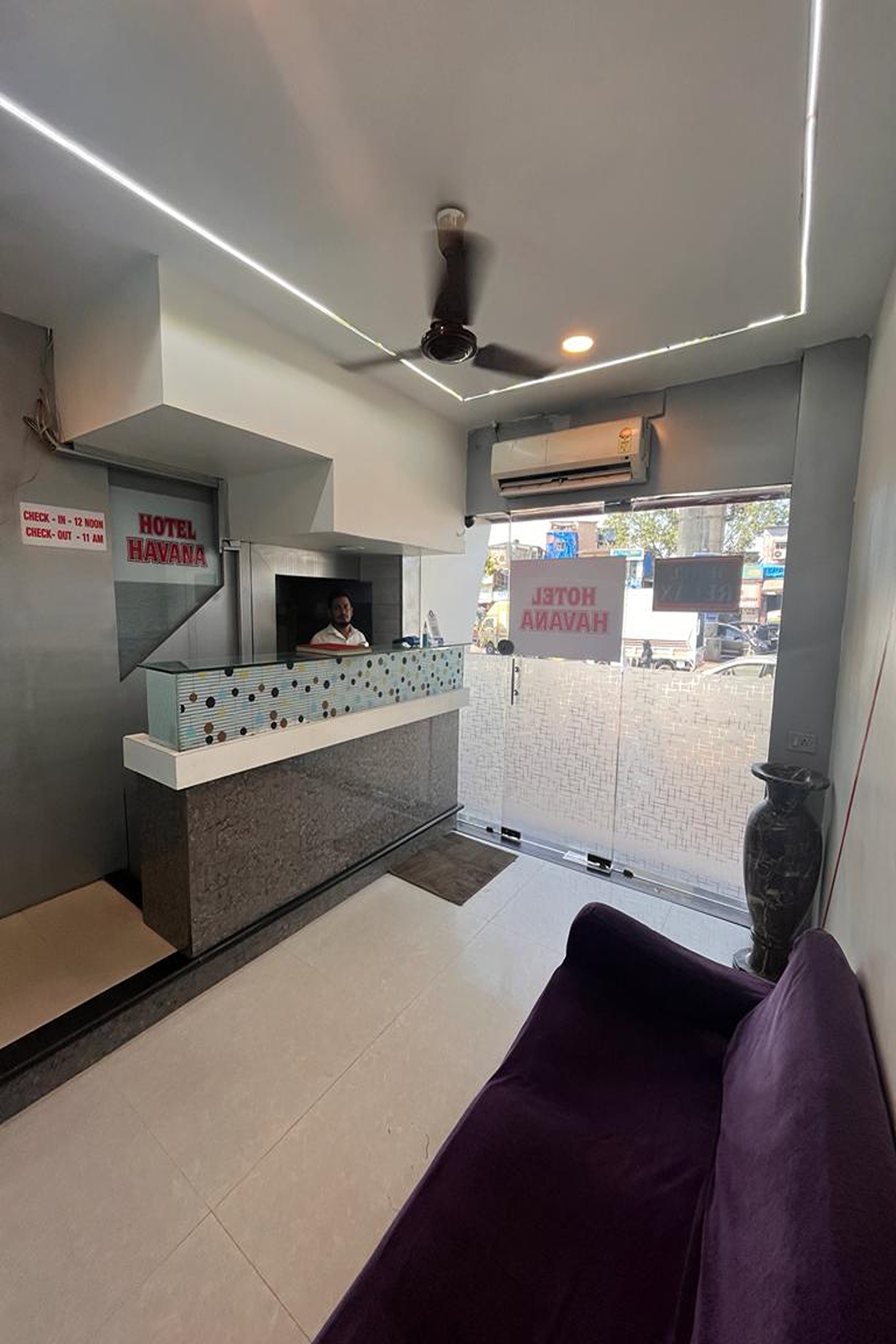 Hotel Havana, Mumbai 4