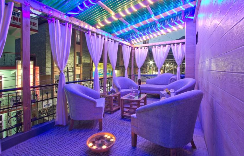 Hotel Rock Sea, Manali 1