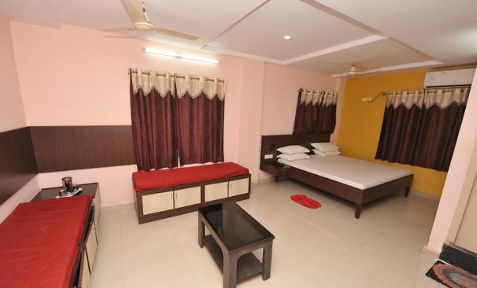 Shree Lakshmi Guest House, Dehradun 4