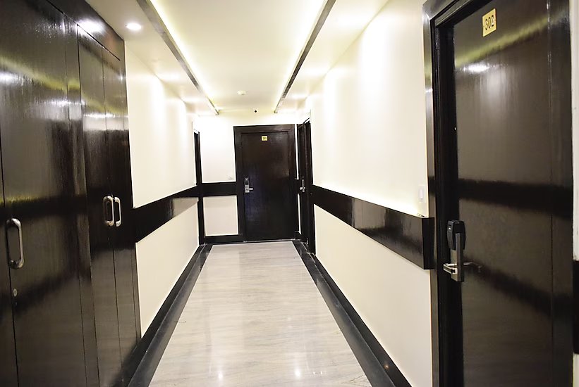 Hotel Pearl Blue, Agra 5