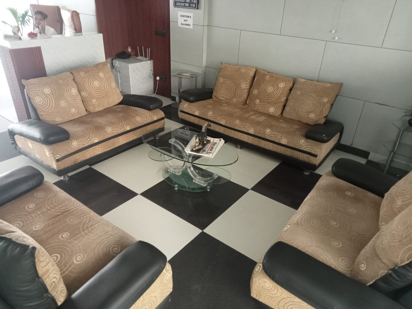 360 Degree Hotel, Gurgaon 4