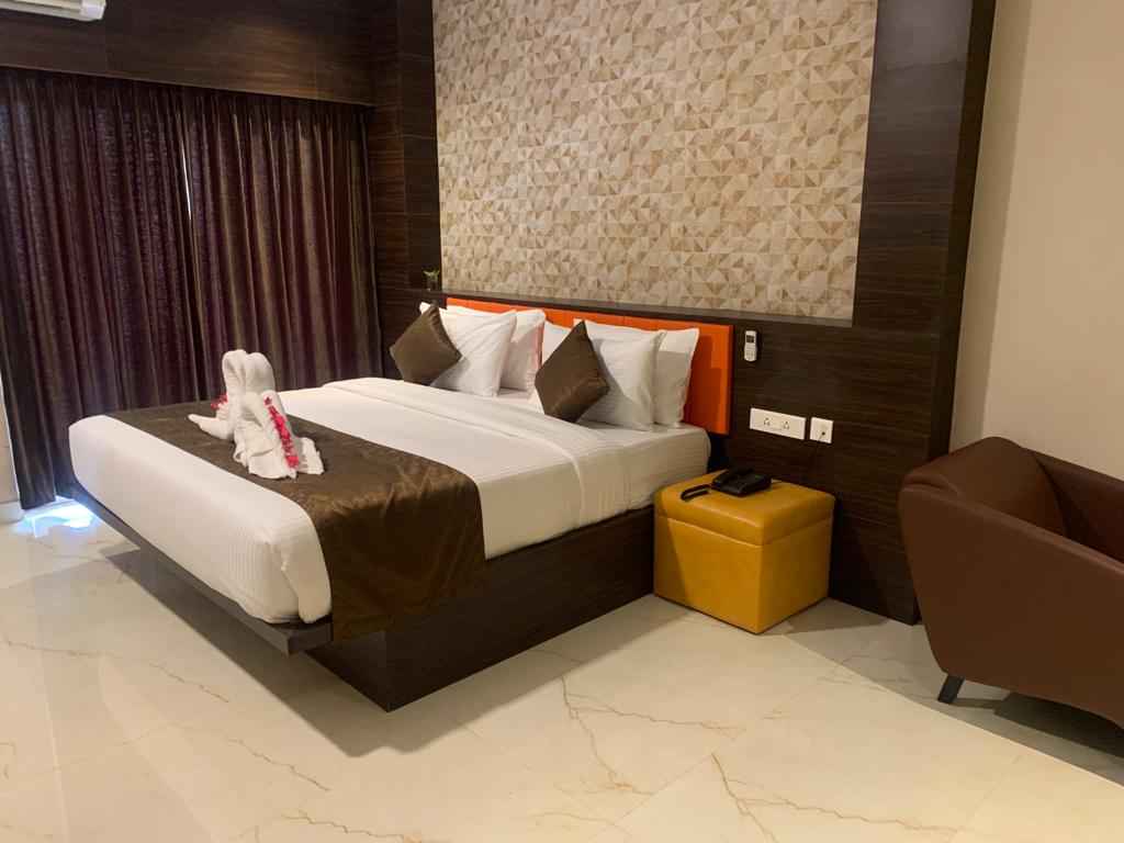 PURPLE HOTELS AND RESORTS, Tirupur 4