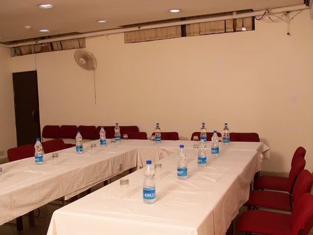 Hotel Zara Grand, New Delhi 3