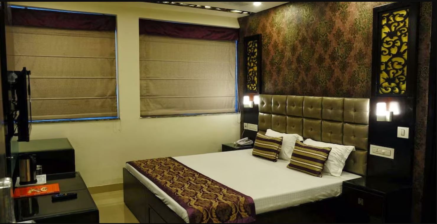 Hotel Jullundur 18, Chandigarh 2