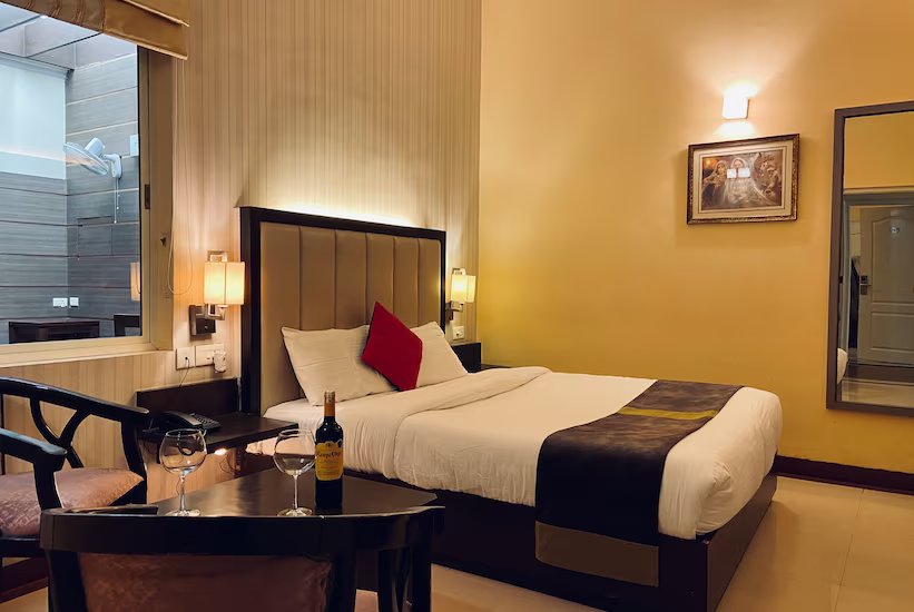 Status Club Resort, Kanpur 2