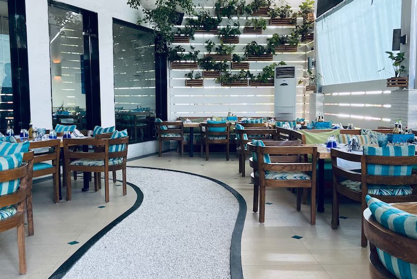 Status Club Resort, Kanpur 3