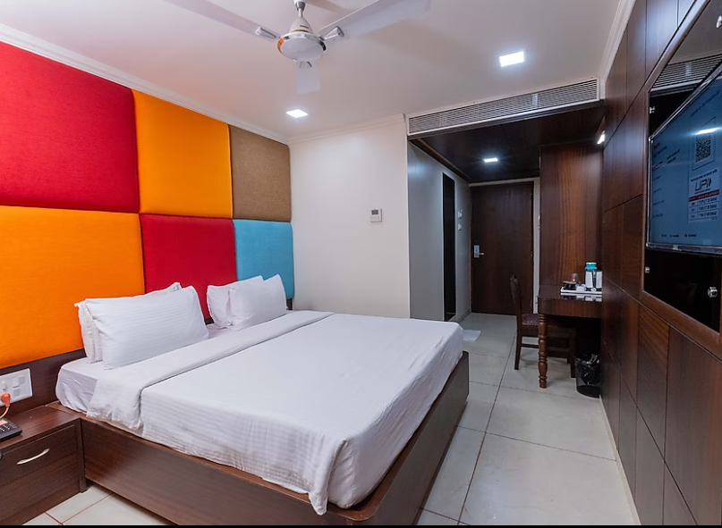 The OnTime Hotel, Mumbai 3