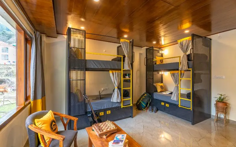 Bed in 4 Bed Mixed Dormitory with Balcony