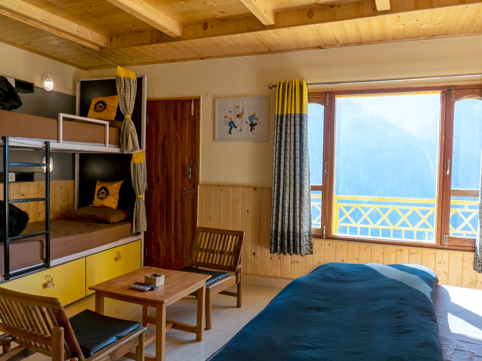 Deluxe Quadruple Room with Balcony