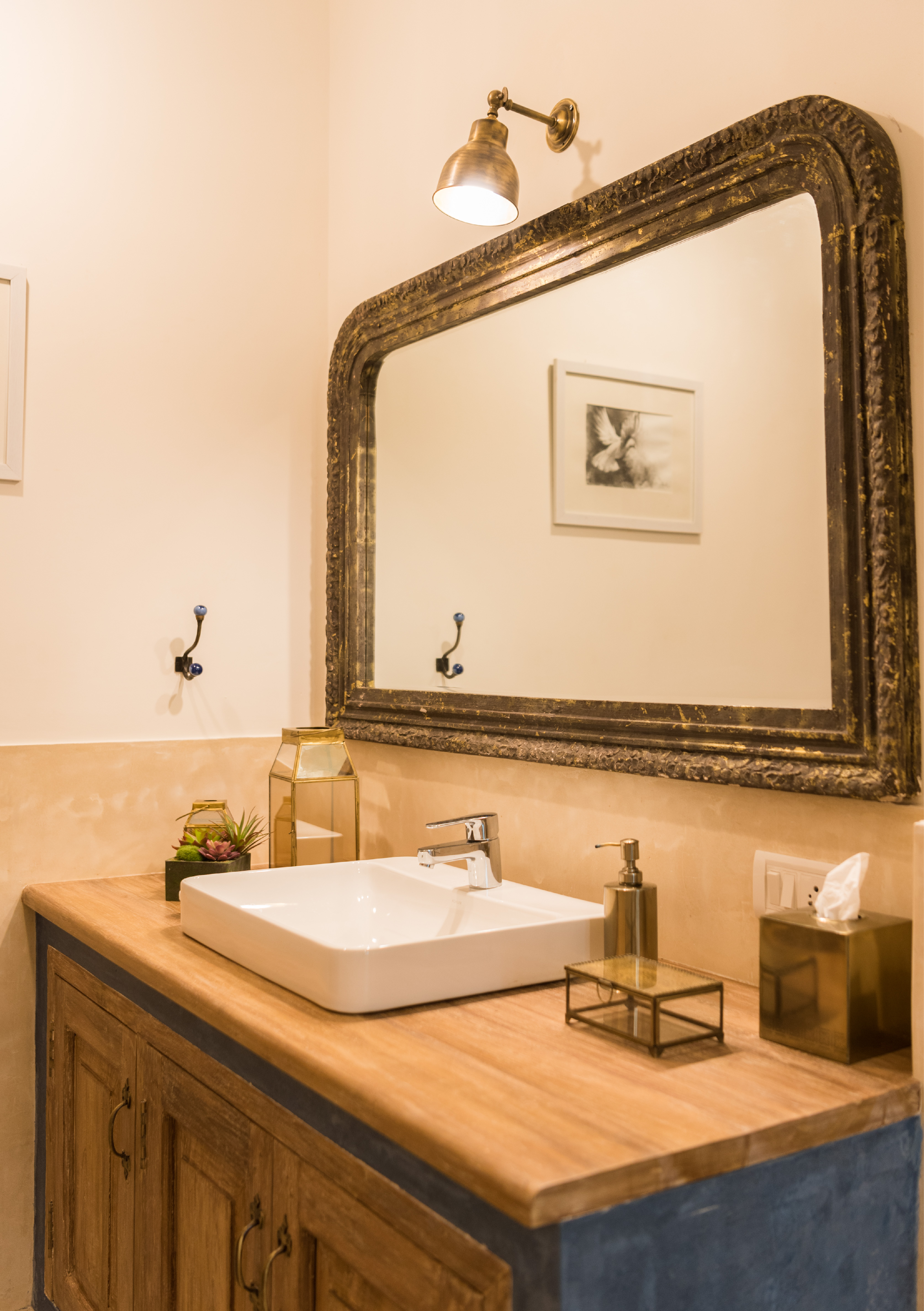 LohonoStays Igreha - Villa D