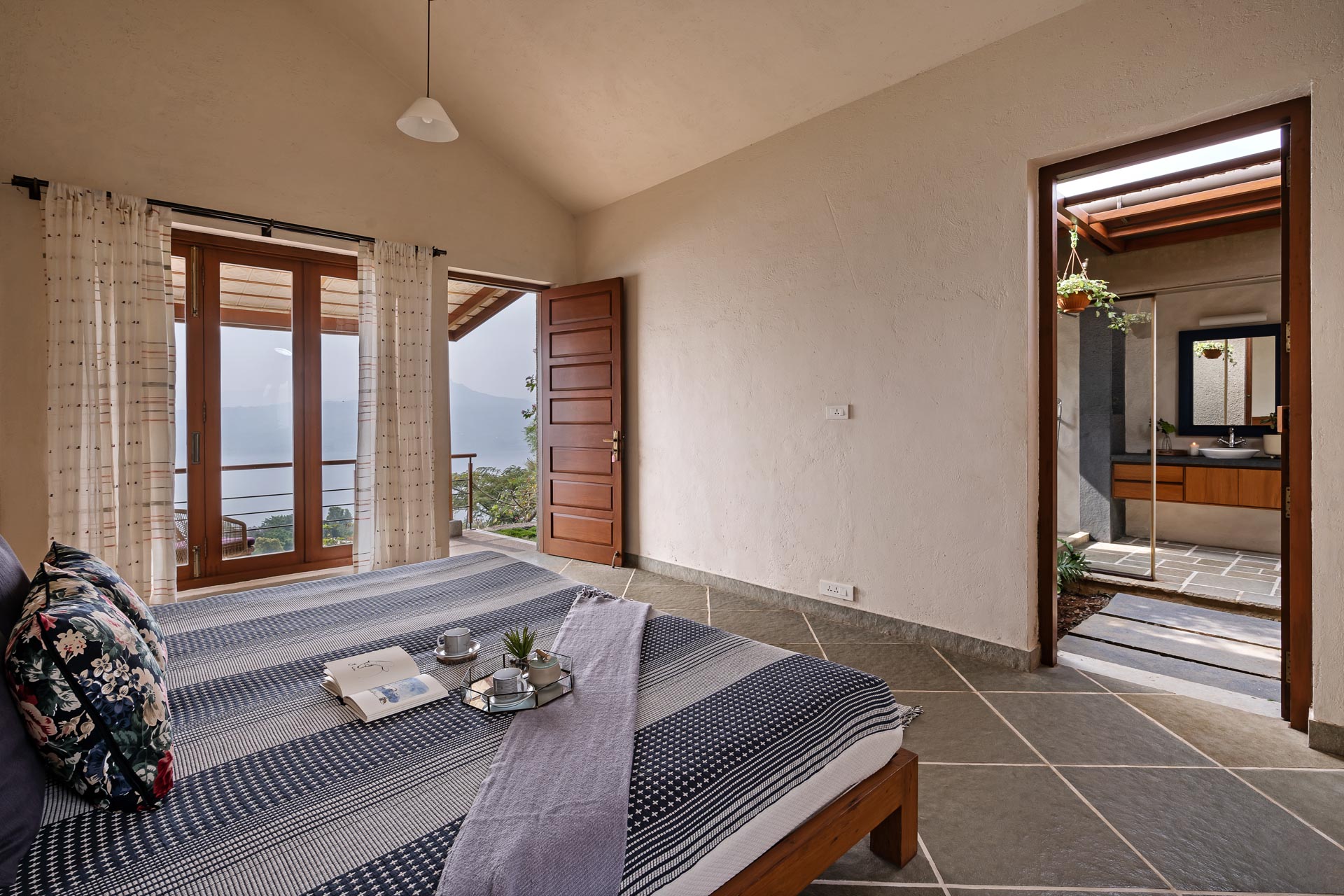 LohonoStays Om Anantha