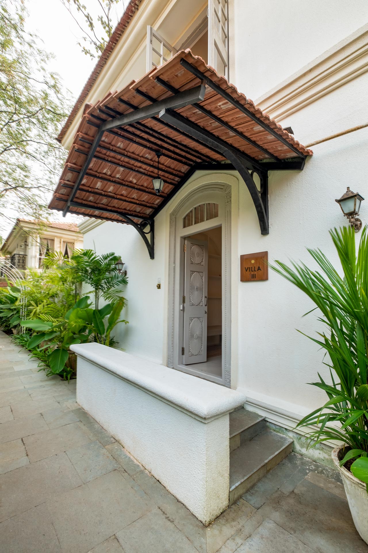 LohonoStays Castello - Villa 3