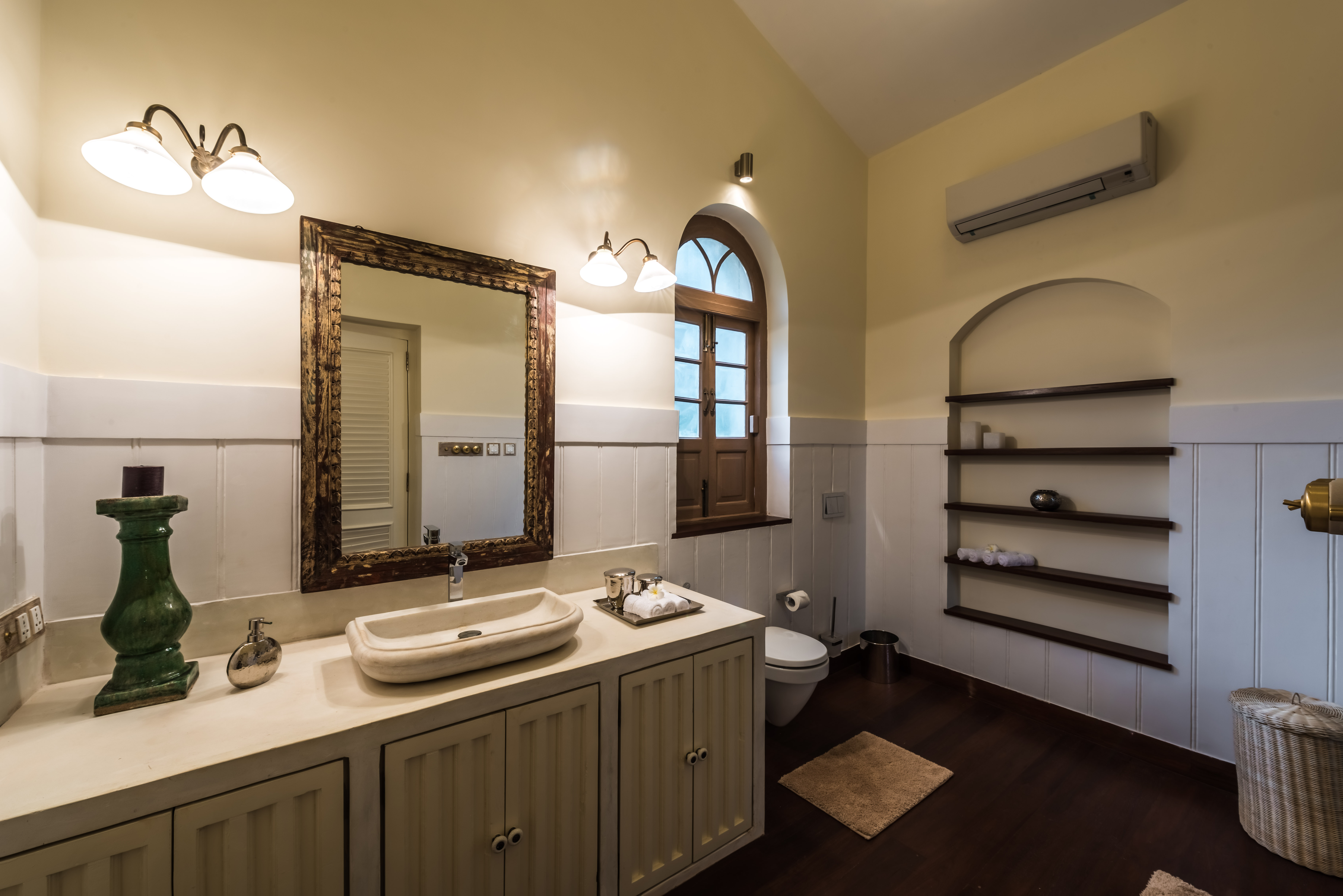 LohonoStays Villa Evora