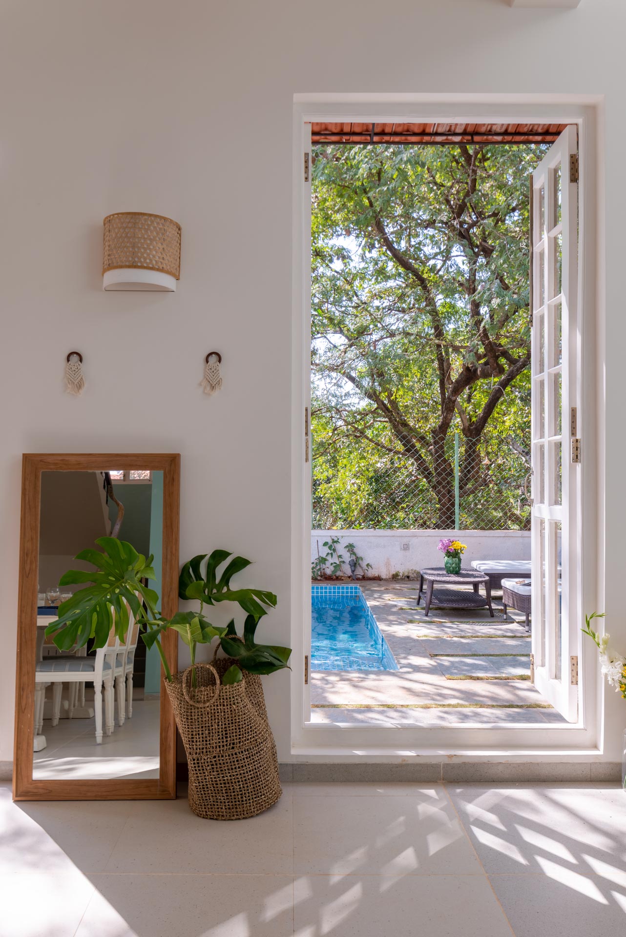 LohonoStays Colina - Villa D