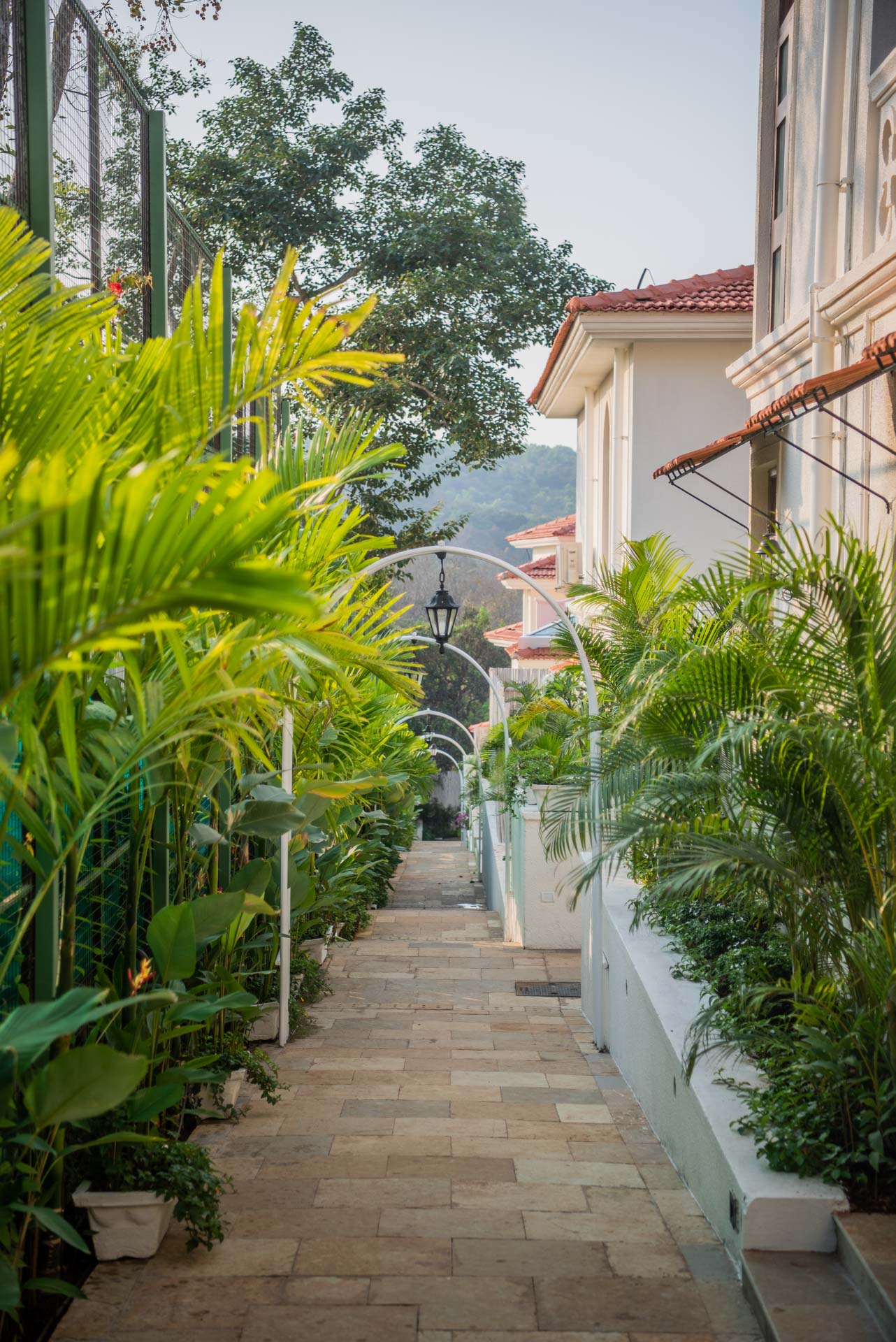 LohonoStays Monforte Villa E