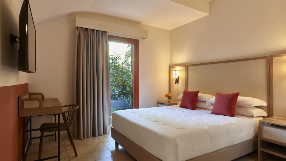 Connecting ground floor