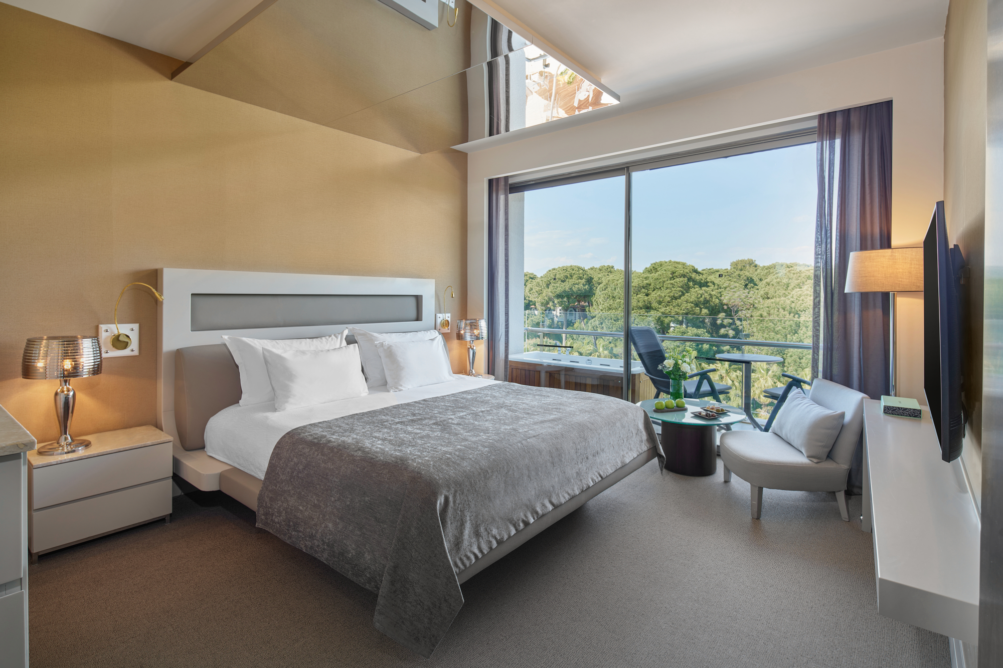 Terrace Family Suite