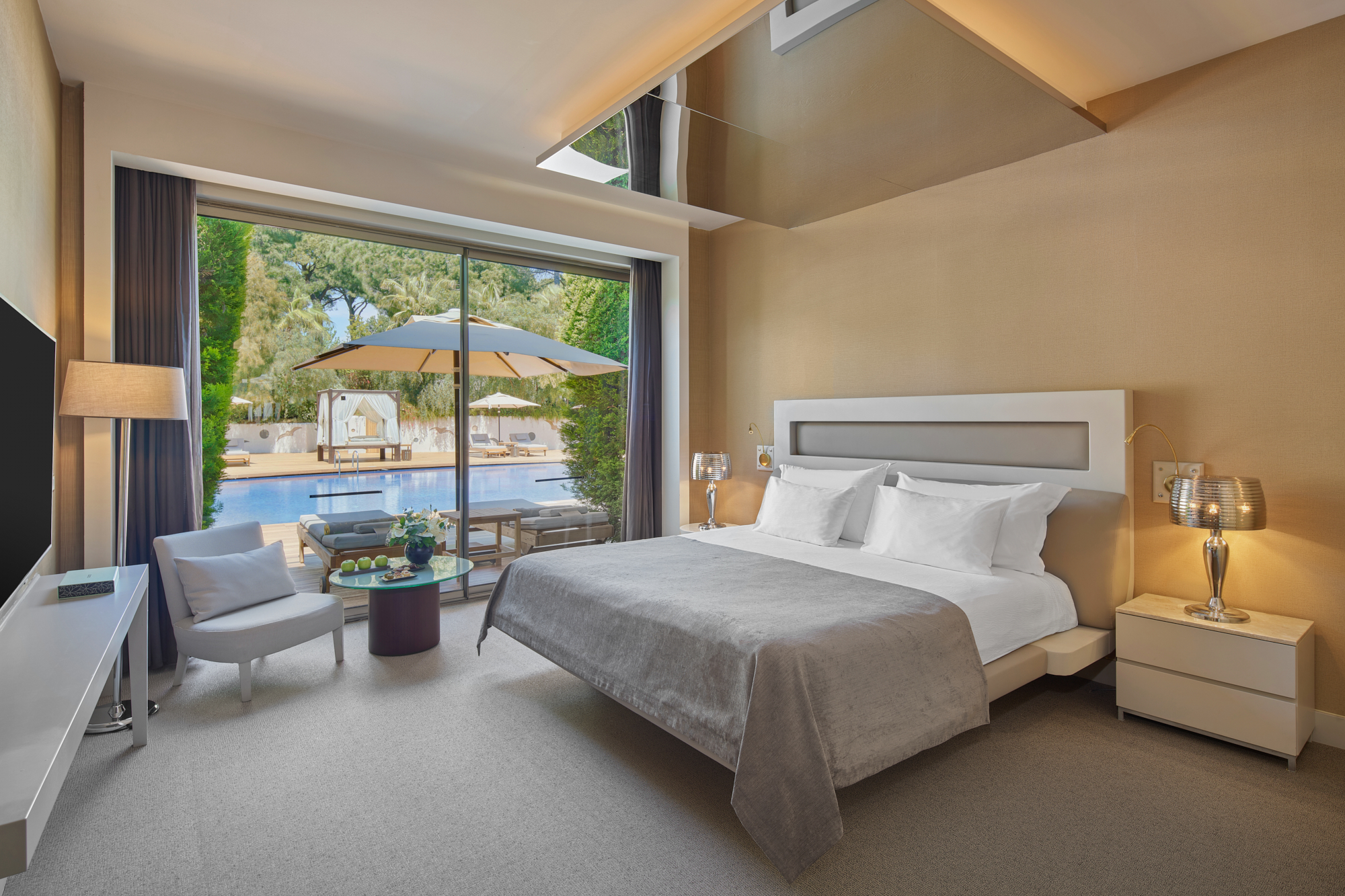 Terrace Lagoon Family Suite Quad