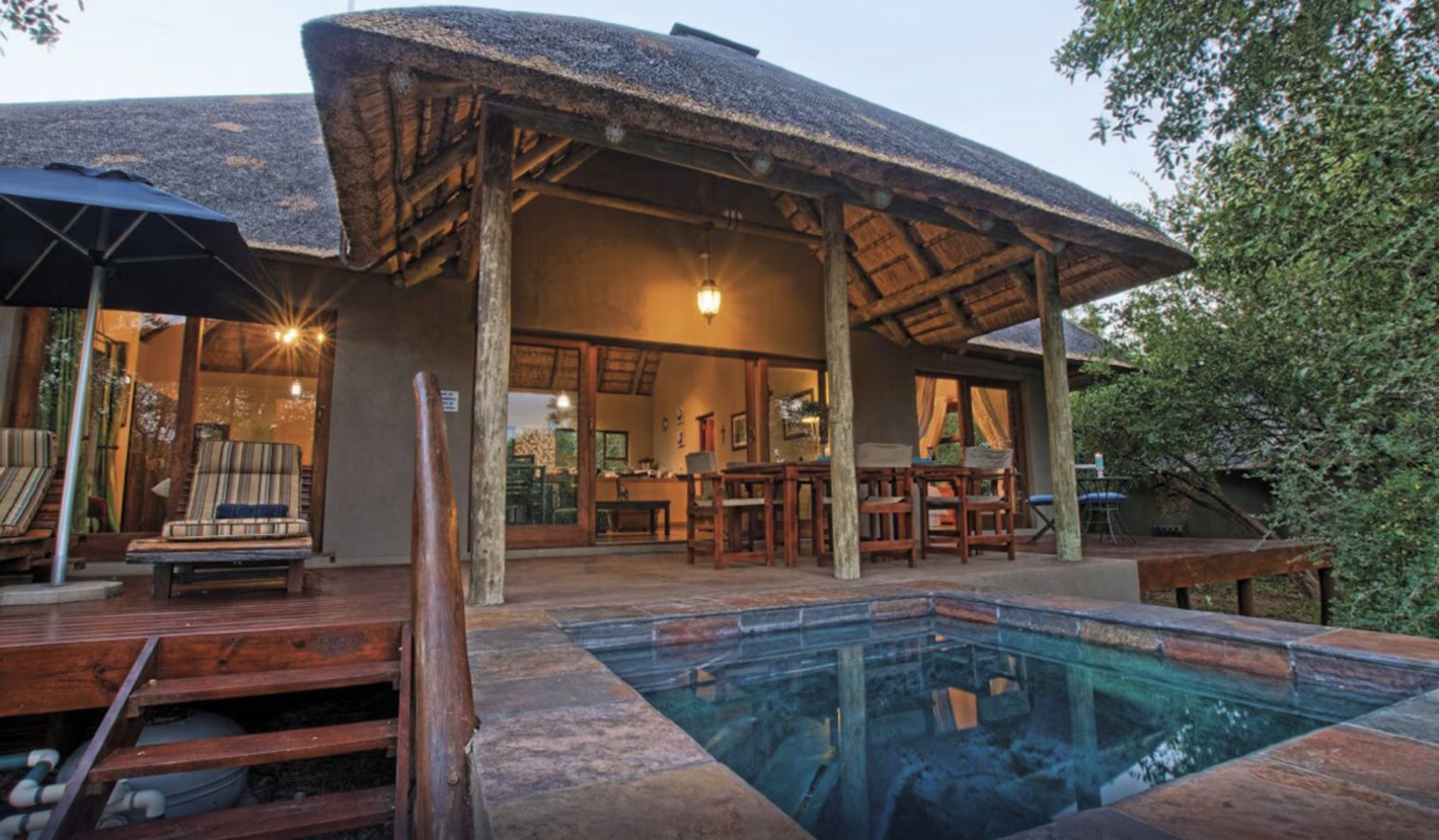 Raptor Retreat Game Lodge
