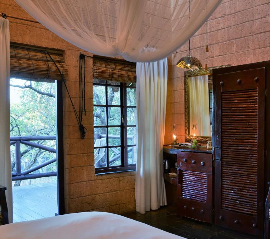 Main Lodge - Rhino - Double