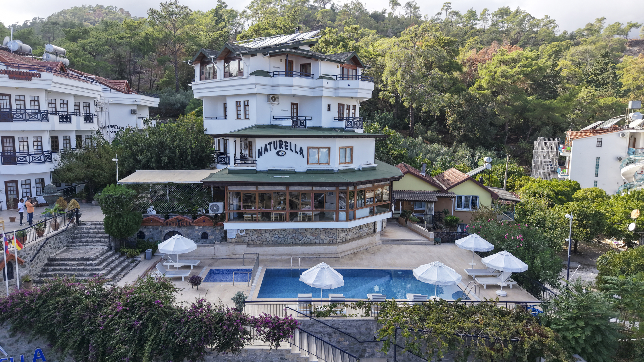 NATURELLA APART HOTEL
