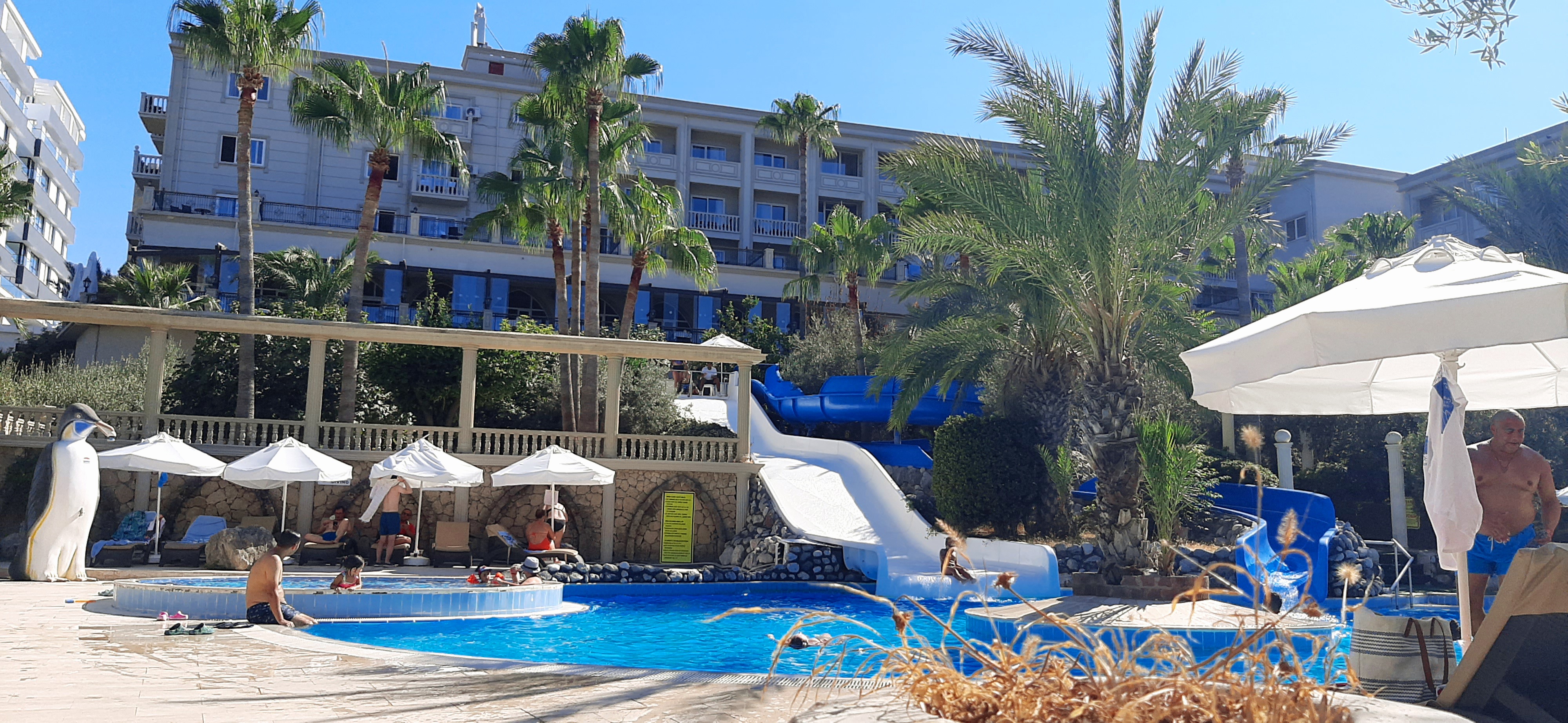 Oscar Resort Hotel
