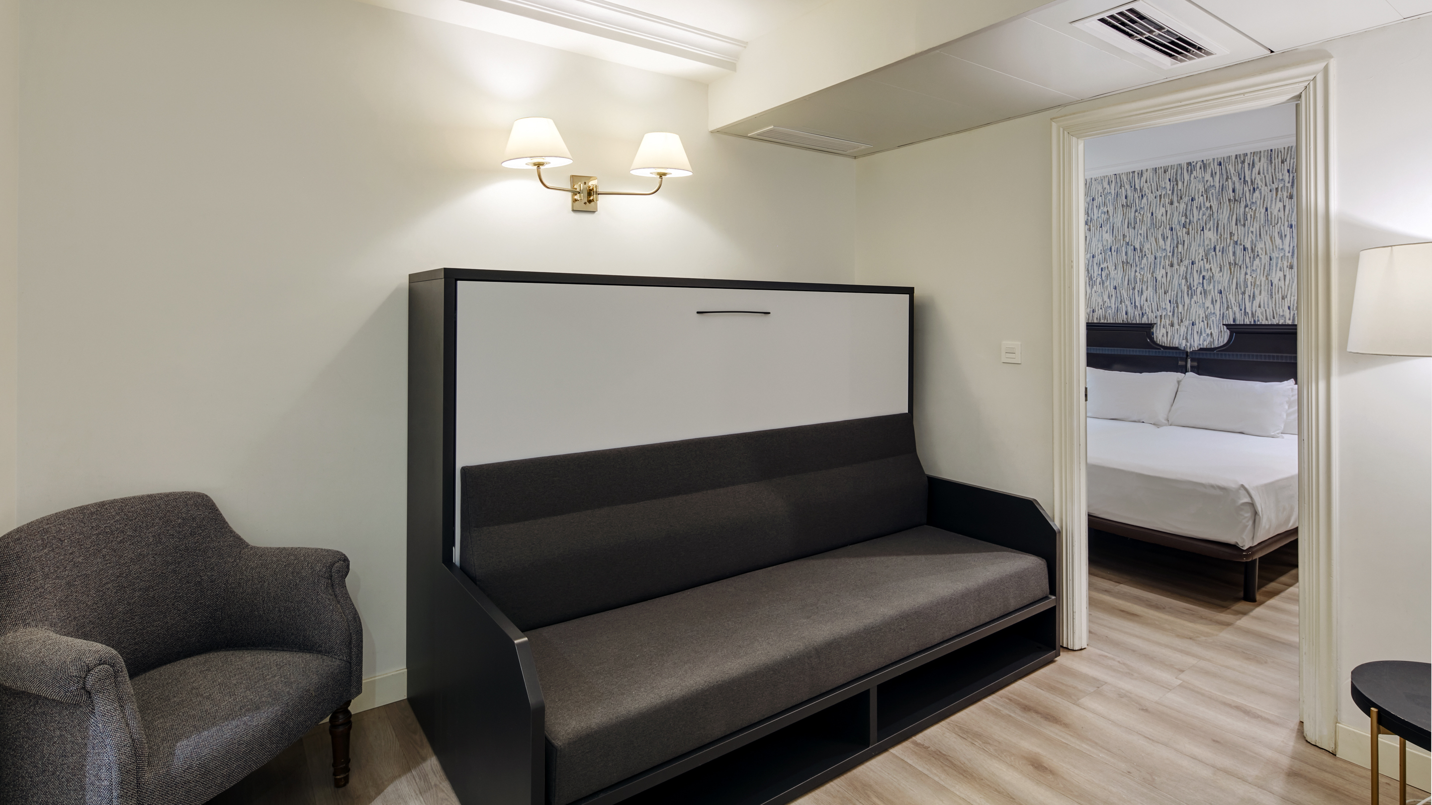 Familiar Triple Twin