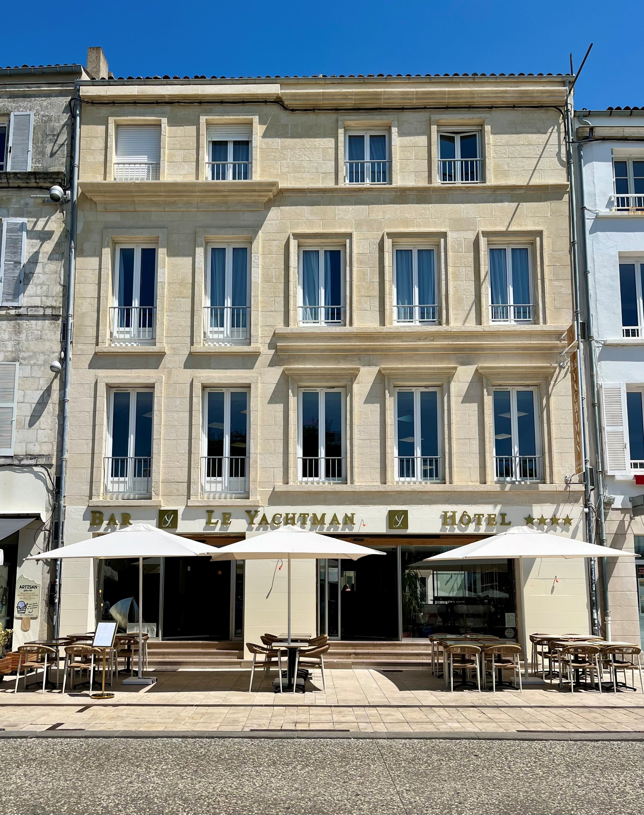 Photo — Hôtel Le Yachtman, The Originals Collection